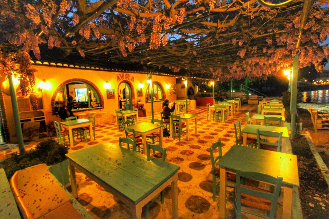 Benitsa Beach Hotel Achílleion Екстериор снимка